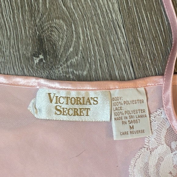 Vintage gold label Victoria Secret light pink lace Camisole size medium - Picture 6 of 10